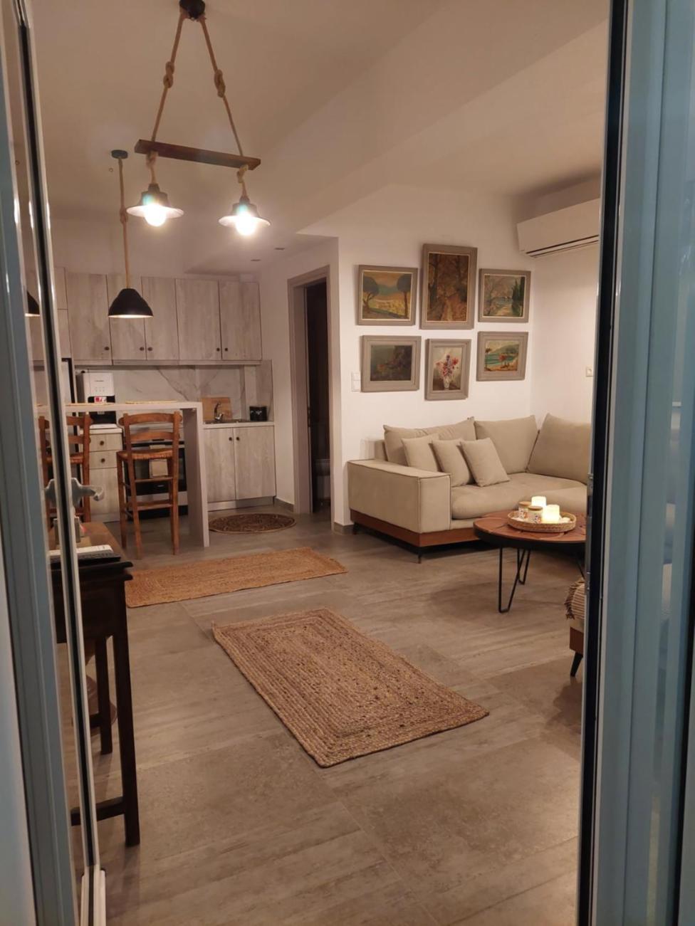 Maya Apartments, Modern And Convenient Apartments With Private Parking Skiathos Town Luaran gambar