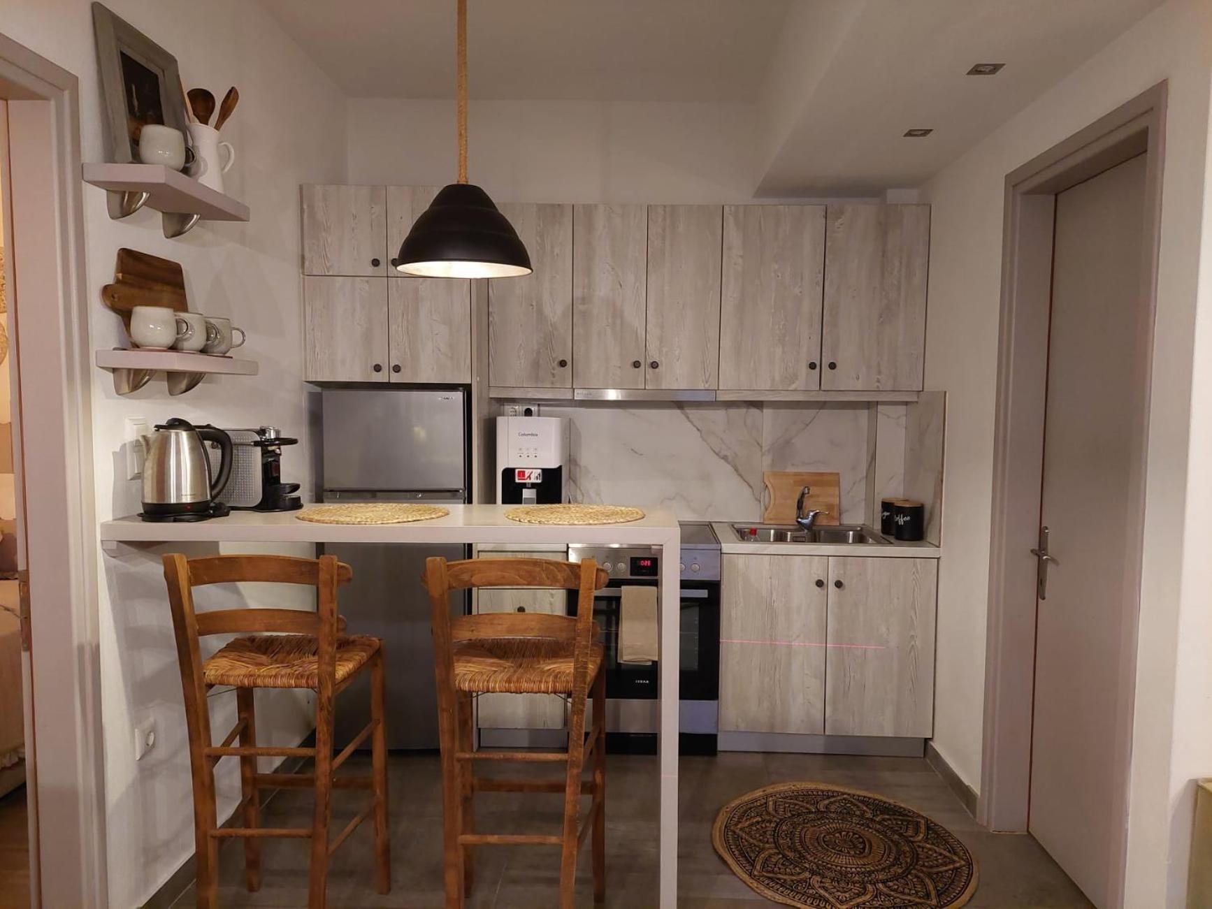 Maya Apartments, Modern And Convenient Apartments With Private Parking Skiathos Town Luaran gambar