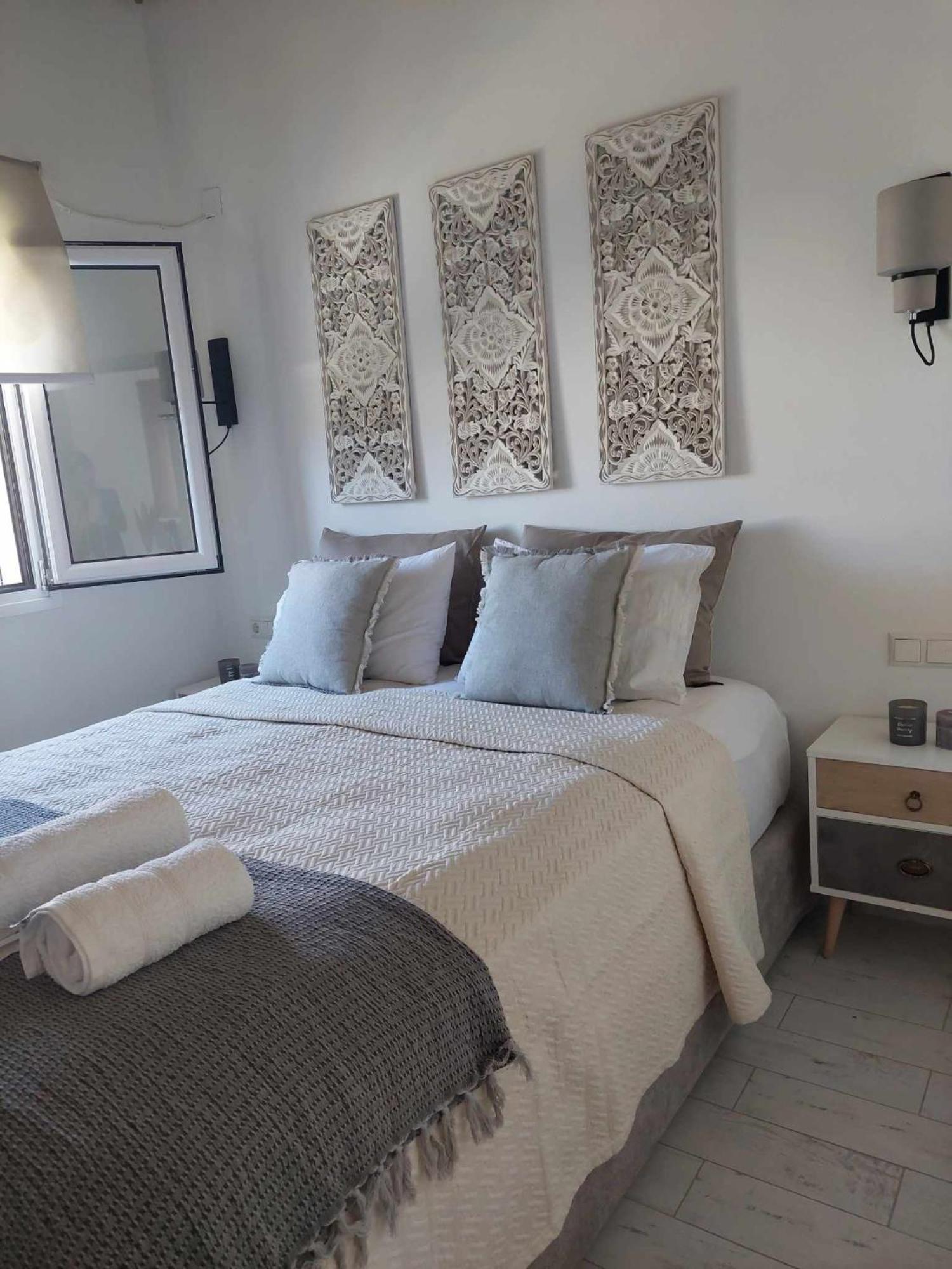 Maya Apartments, Modern And Convenient Apartments With Private Parking Skiathos Town Luaran gambar