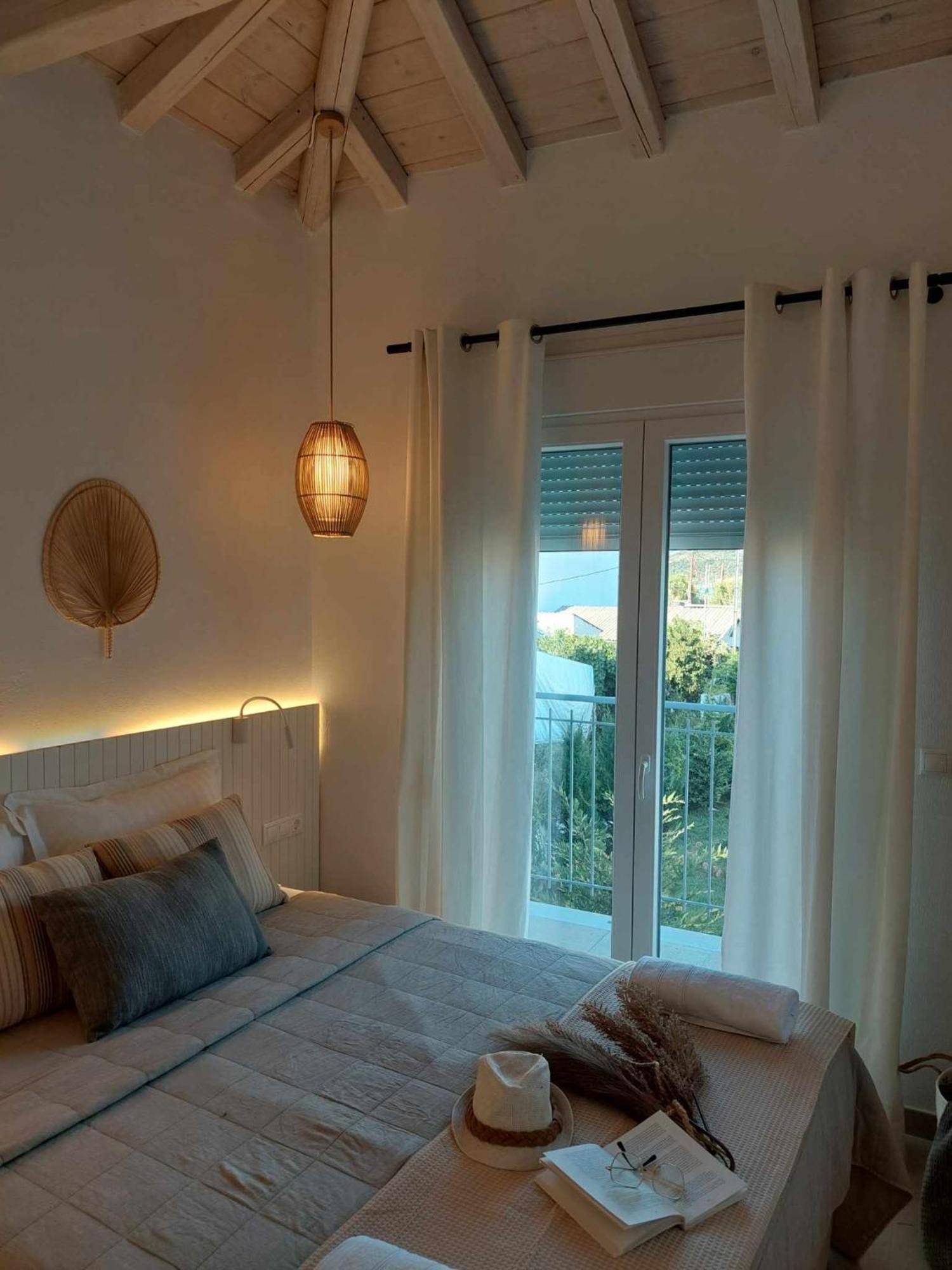 Maya Apartments, Modern And Convenient Apartments With Private Parking Skiathos Town Luaran gambar