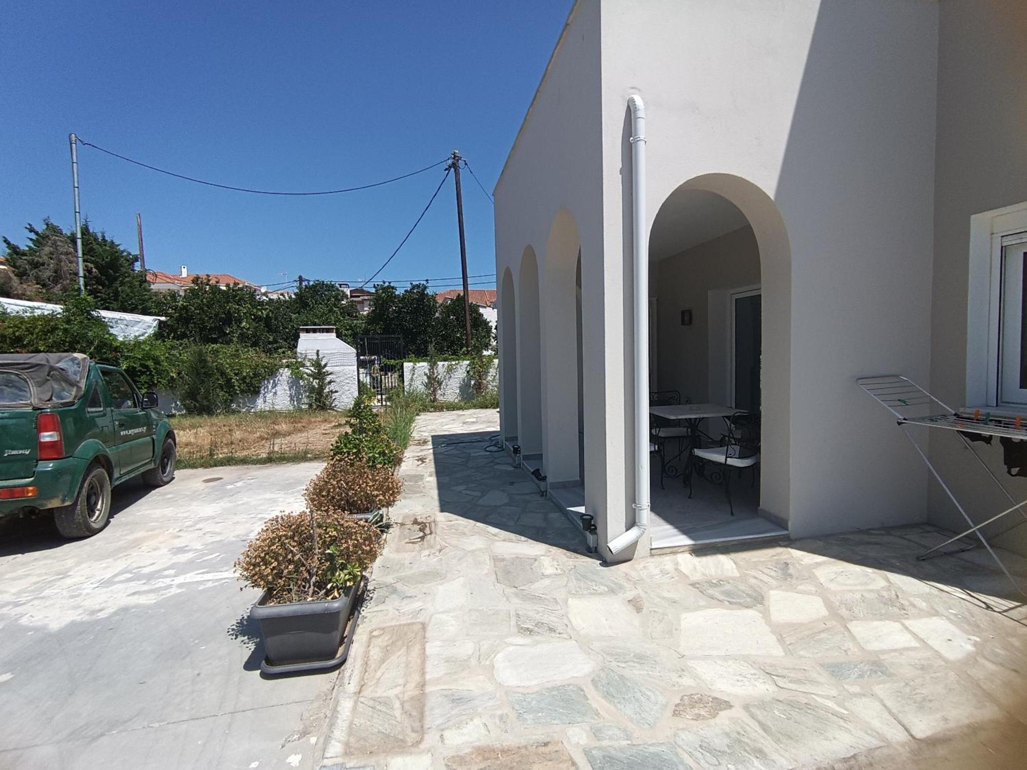 Maya Apartments, Modern And Convenient Apartments With Private Parking Skiathos Town Luaran gambar